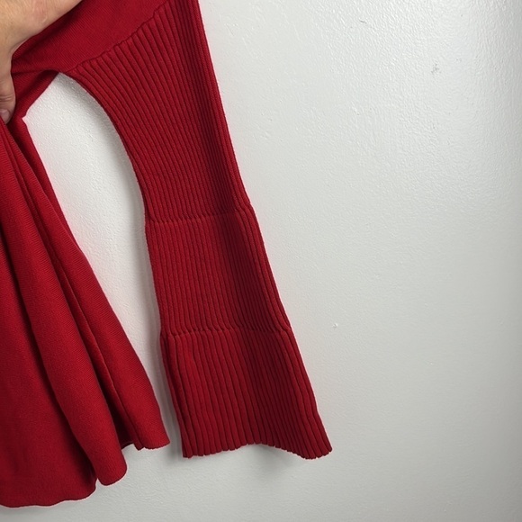 Vince Camuto Red Crewneck Sweater w/ Bell Sleeves - Picture 5 of 7